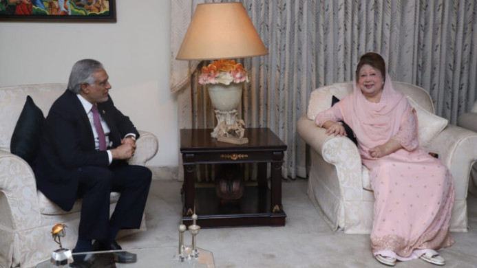Ishaq Dar Meets BNP Chairperson Khaleda Zia in Dhaka
