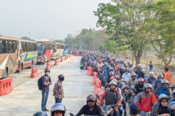 Smooth Eid journey so far despite pressure of vehicles on Dhaka-Mawa Expressway