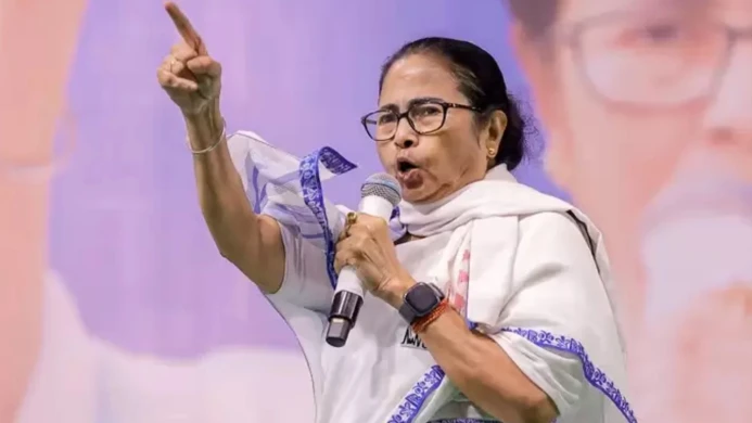 আমি পদত্যাগ করব না, রাষ্ট্রপতি শাসন হলেও আপত্তি নেই: মমতা