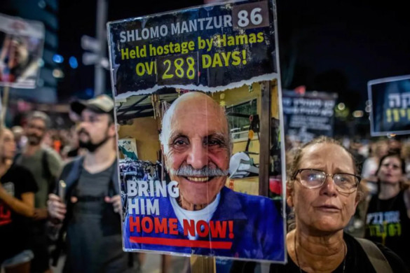 Israel releases Palestinian prisoners after Hamas hands over four hostages' bodies