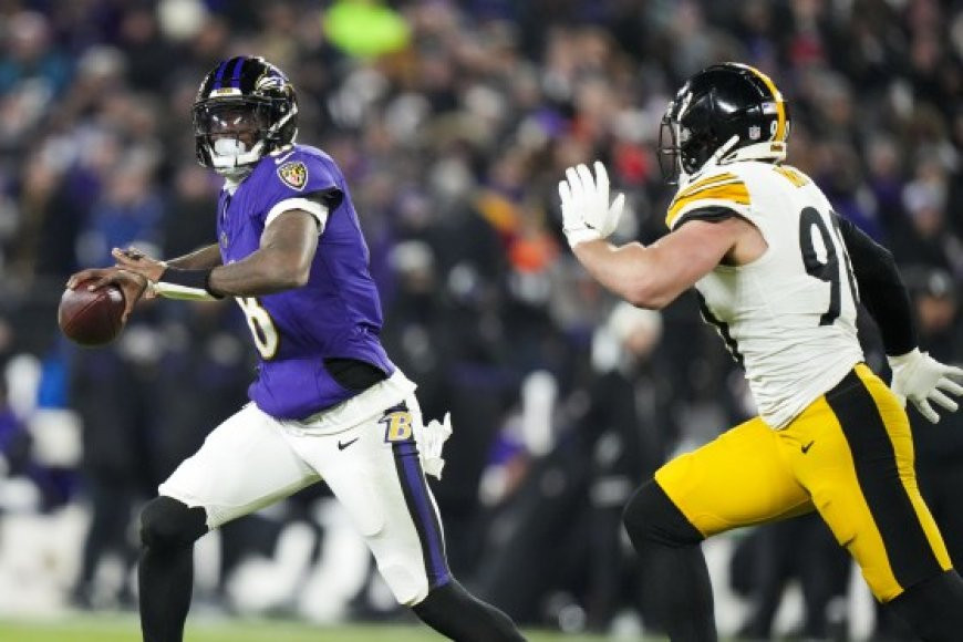 Houston Texans return blocked extra point for two points after miracle touchdown