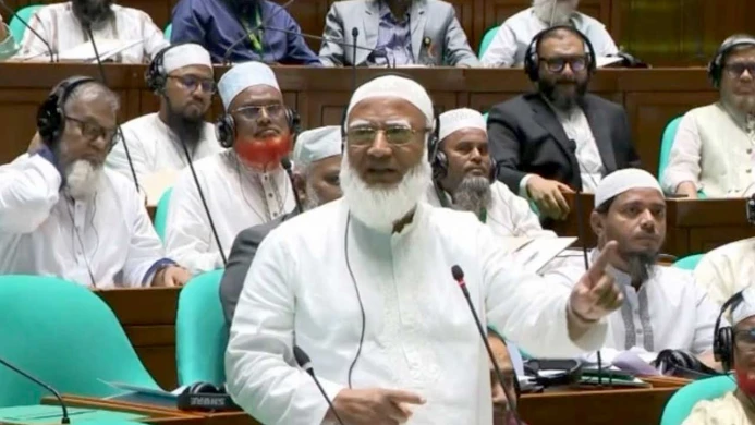 ইসলামী ব্যাংক ইস্যুতে স্বরাষ্ট্রমন্ত্রীকে চ্যালেঞ্জ জামায়াত আমিরের