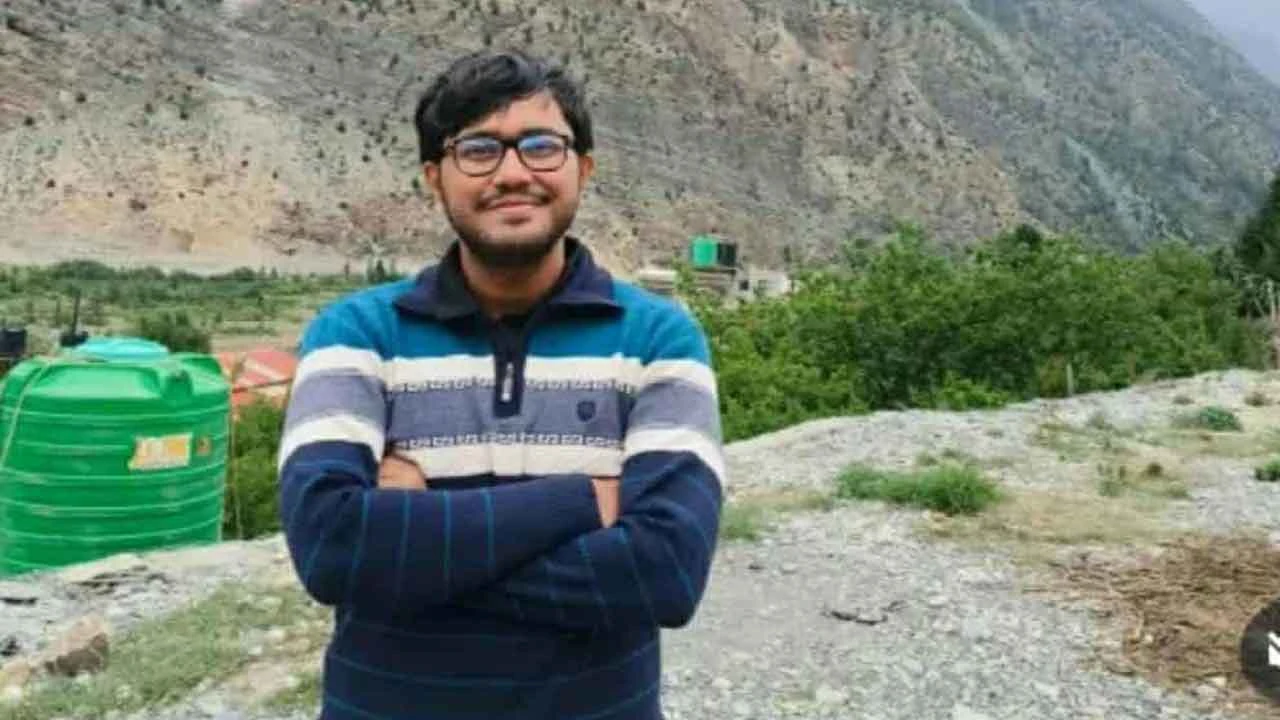 ধর্ষণ অভিযোগে বুয়েট শিক্ষার্থী সাময়িক বহিষ্কার, ক্যাম্পাসে রাতভর বিক্ষোভ