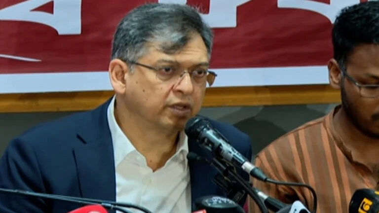 অধ্যাদেশে গণভোট আয়োজন সম্ভব: সালাহউদ্দিন আহমেদ