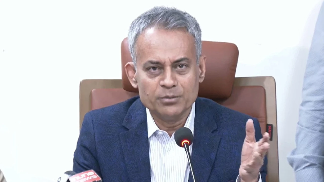 সড়ক দুর্ঘটনা ধারাবাহিকভাবে কমছে: সেতুমন্ত্রী