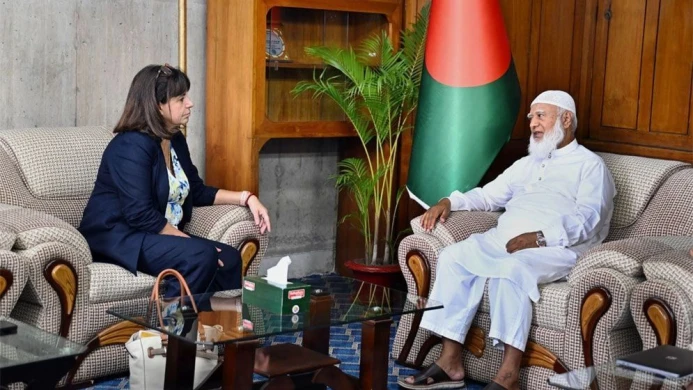 IPU Secretary General Pays Courtesy Call on Opposition Leader