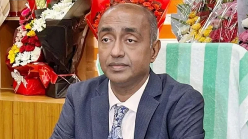 পদত্যাগ করে নির্বাচন করার ঘোষণা অ্যাটর্নি জেনারেল মো. আসাদুজ্জামানের
