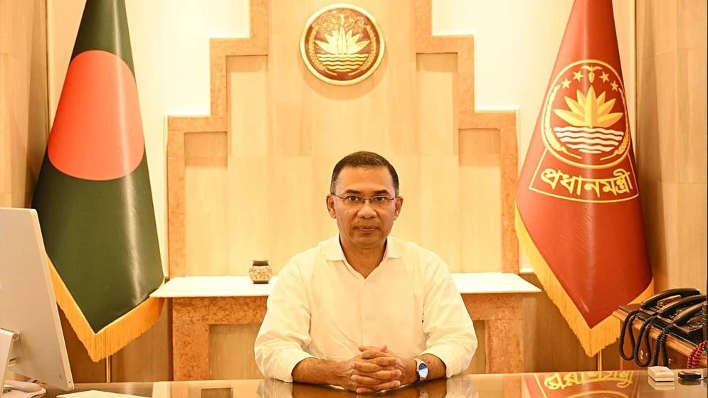 ছুটির দিনে প্রথমবার তেজগাঁও কার্যালয়ে অফিস করছেন প্রধানমন্ত্রী