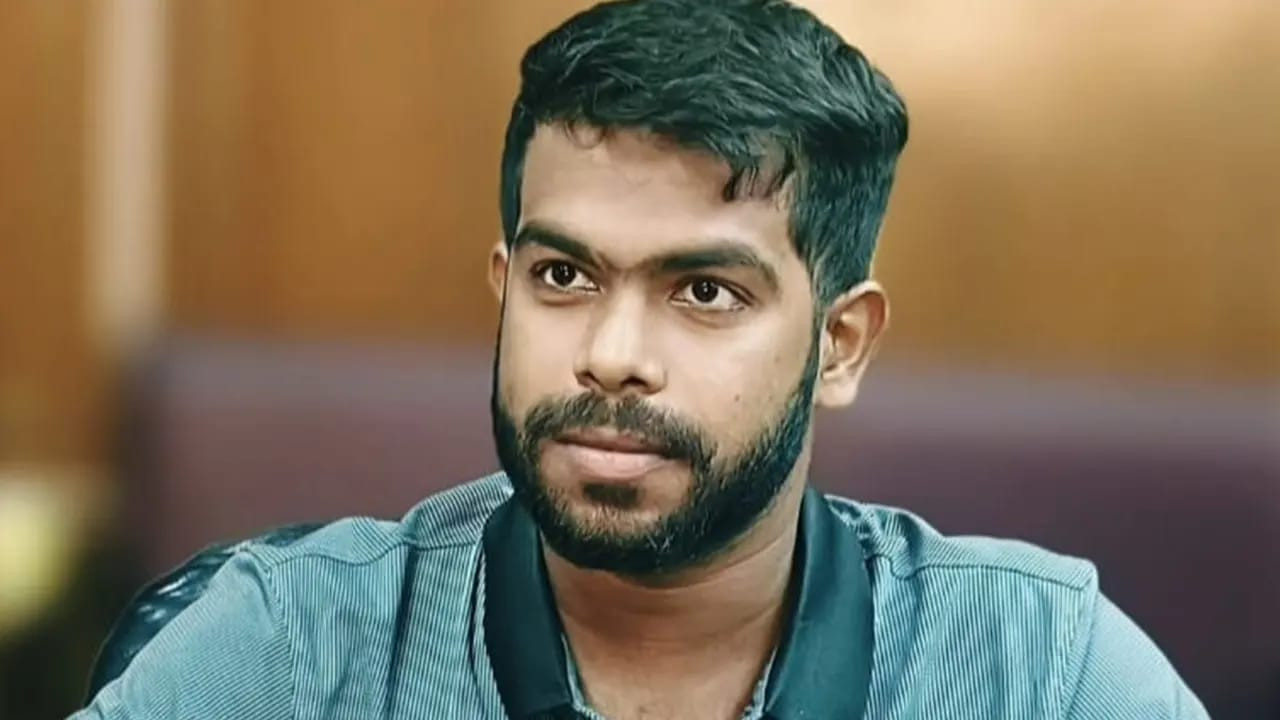 নারী শিক্ষার্থীকে অনৈতিক প্রস্তাব দিয়ে চাকরি হারালেন সাবেক সমন্বয়ক