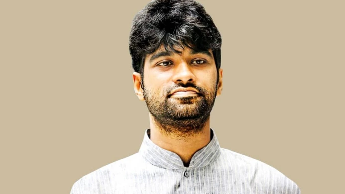 ছাত্র ইউনিয়ন থেকে পদত্যাগ করলেন মেঘমল্লার বসু