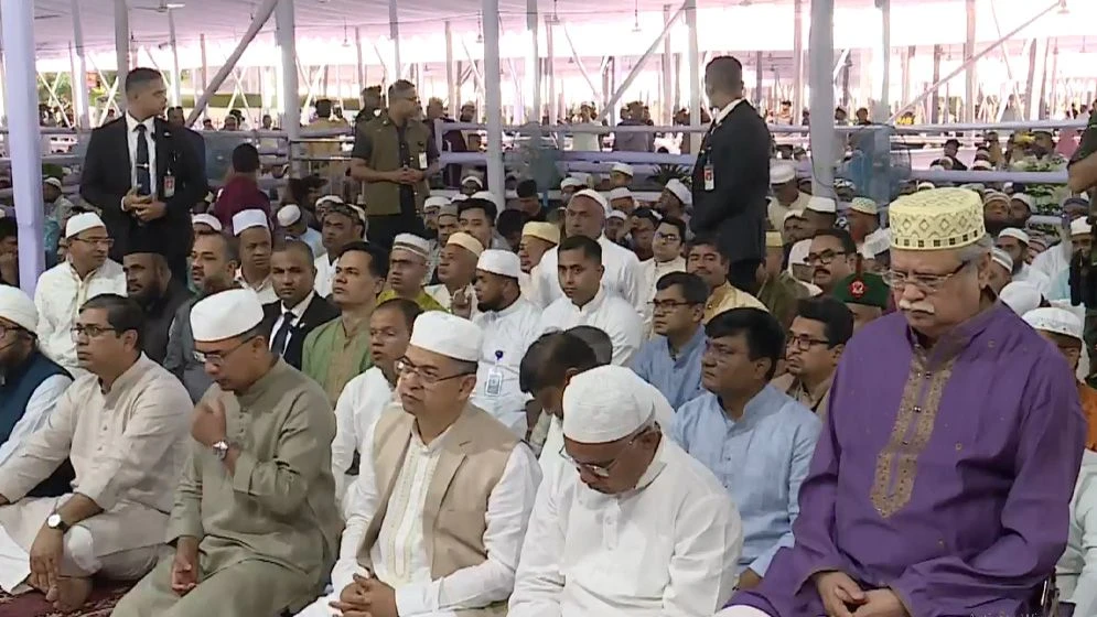জাতীয় ঈদগাহে ঈদুল আজহার প্রধান জামাত অনুষ্ঠিত
