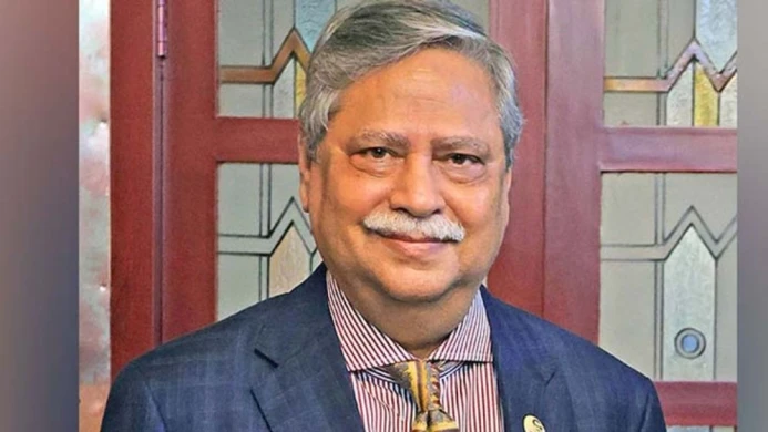 লন্ডন থেকে চিকিৎসা শেষে দেশে ফিরলেন রাষ্ট্রপতি