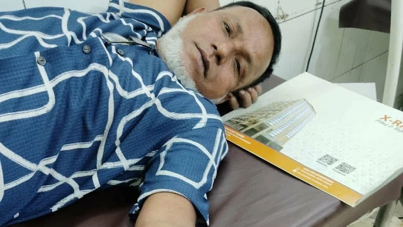 কলাবাগানে বিএনপি নেতা গুলিবিদ্ধ, অবস্থা স্থিতিশীল