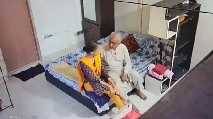 জামায়াত এমপির অন্তরঙ্গ ভিডিও ভাইরাল, ব্ল্যাকমেইলের অভিযোগ