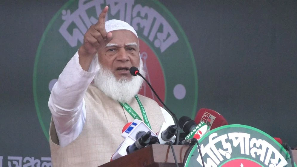 দুর্নীতিবাজ ও ফ্যাসিবাদীদের লাল কার্ড দেখাবে দেশ: জামায়াত আমির