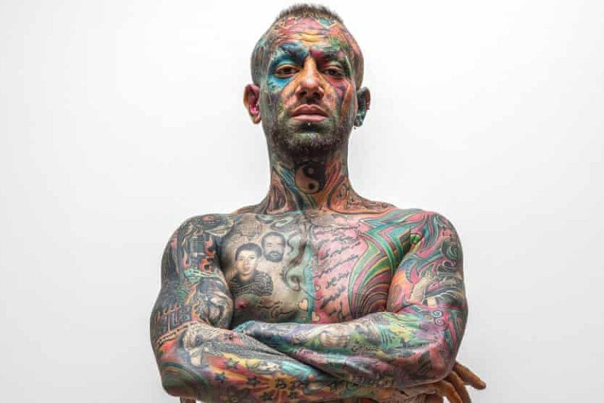 Iranian court sentences pop star Tataloo to death for blasphemy