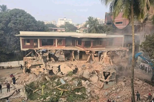 Demolition continues: Sheikh Mujib’s Dhanmondi 32 home nearly levelled
