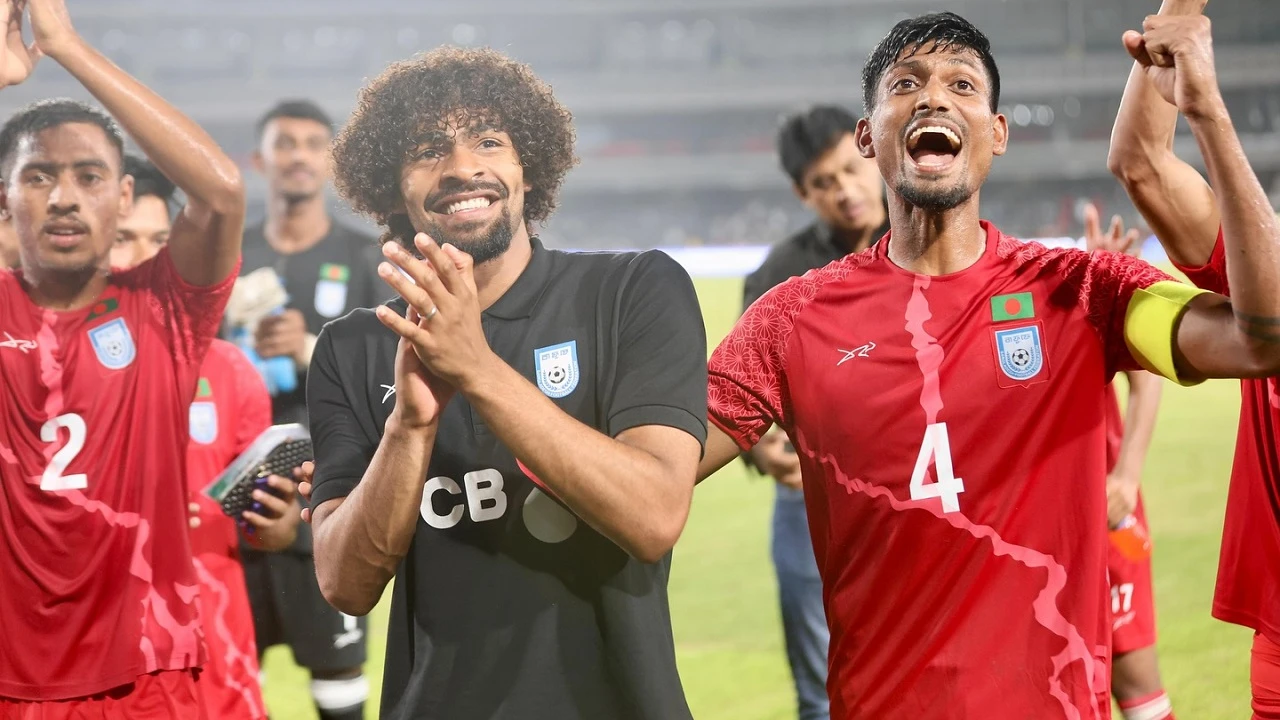 হামজাদের হংকং ম্যাচে টিকিট বিক্রি ২৮ সেপ্টেম্বর, ত্রিপক্ষীয় চুক্তিতে আয়োজন