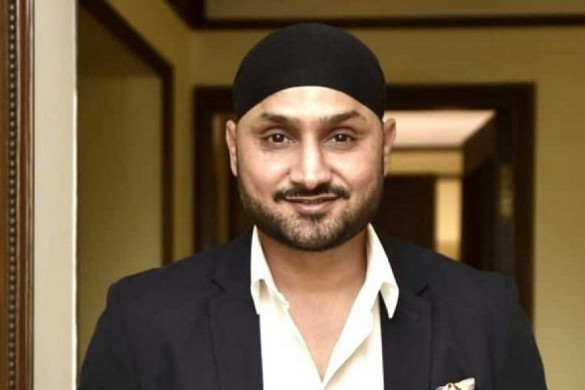 "Paid Dogs Bark": Harbhajan Singh's Cryptic Post Sets Social Media Ablaze