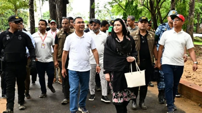 ডুলাহাজারা সাফারি পার্ক পরিদর্শনে প্রধানমন্ত্রী তারেক রহমান