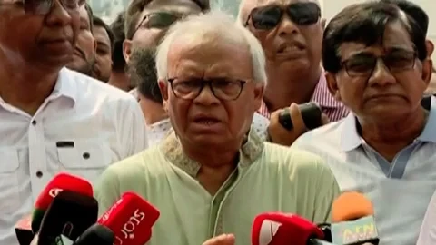 সড়ক পরিবহনে মাফিয়াতন্ত্র ও চাঁদাবাজি বন্ধের আহ্বান রিজভীর