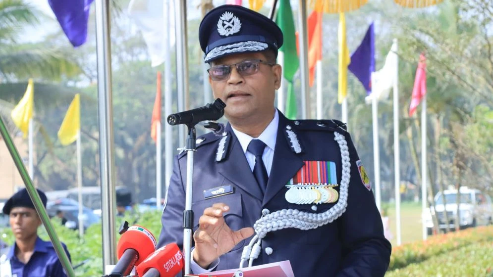 বাংলাদেশ পুলিশের নতুন আইজিপি আলী হোসেন ফকির