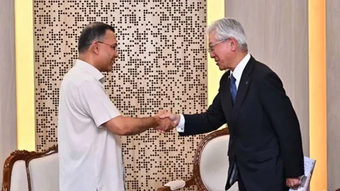 বিদেশি বিনিয়োগে প্রয়োজনীয় সুবিধা দেওয়ার আশ্বাস প্রধানমন্ত্রীর