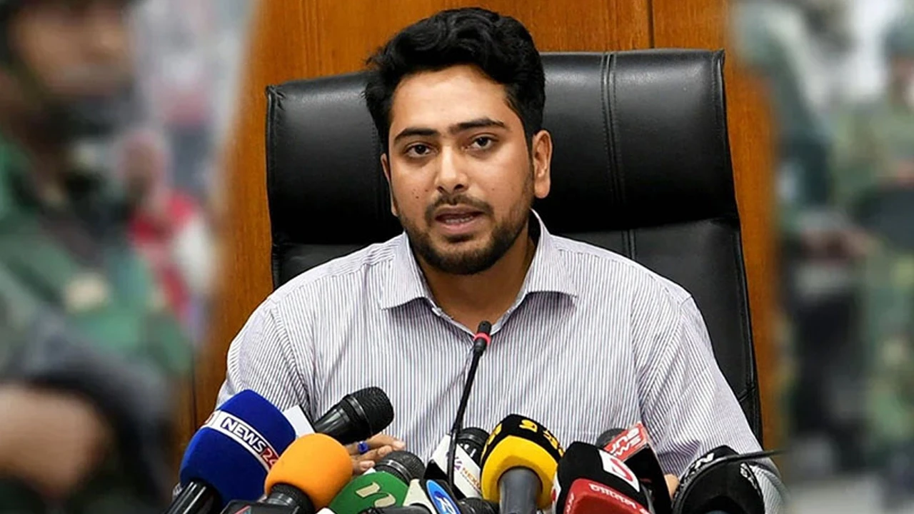 গণভোটের দাবি না মানলে কঠোর আন্দোলনের হুঁশিয়ারি নাহিদের
