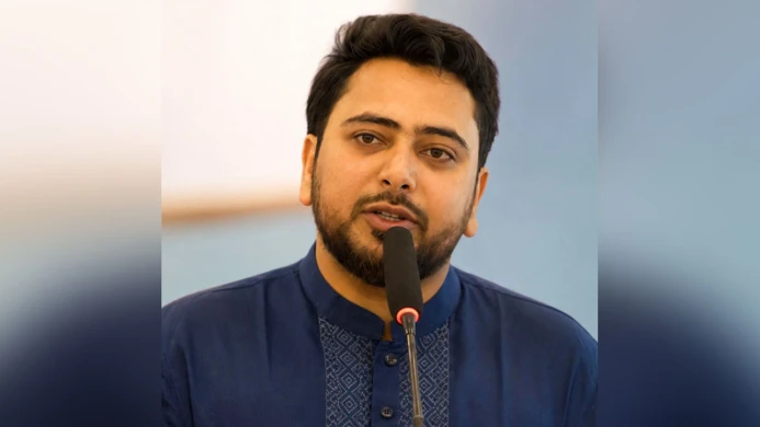 জ্বালানি খাত অলিগার্কদের হাতে দেওয়ার ষড়যন্ত্র হচ্ছে: নাহিদ ইসলাম