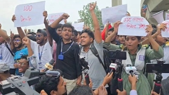 বিমান দুর্ঘটনায় শোকাহত মাইলস্টোন শিক্ষার্থীদের বিক্ষোভ, ৬ দফা দাবিতে উত্তরা সড়কে অবস্থান
