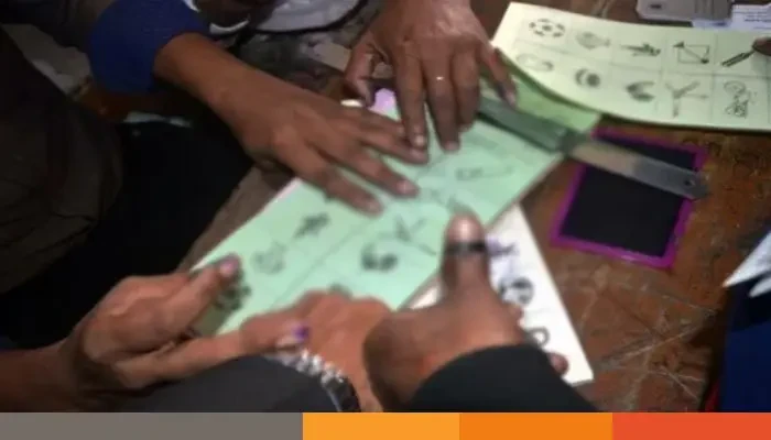 নির্বাচনে জাল ভোট ২১.৪%, কেন্দ্রে প্রবেশে বাধা ৪৬.৪%: টিআইবি