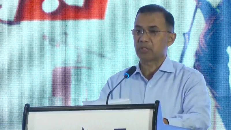 ক্ষমতায় গেলে সেনাবাহিনীকে রাজনৈতিক কাজে ব্যবহার নয়: তারেক রহমান